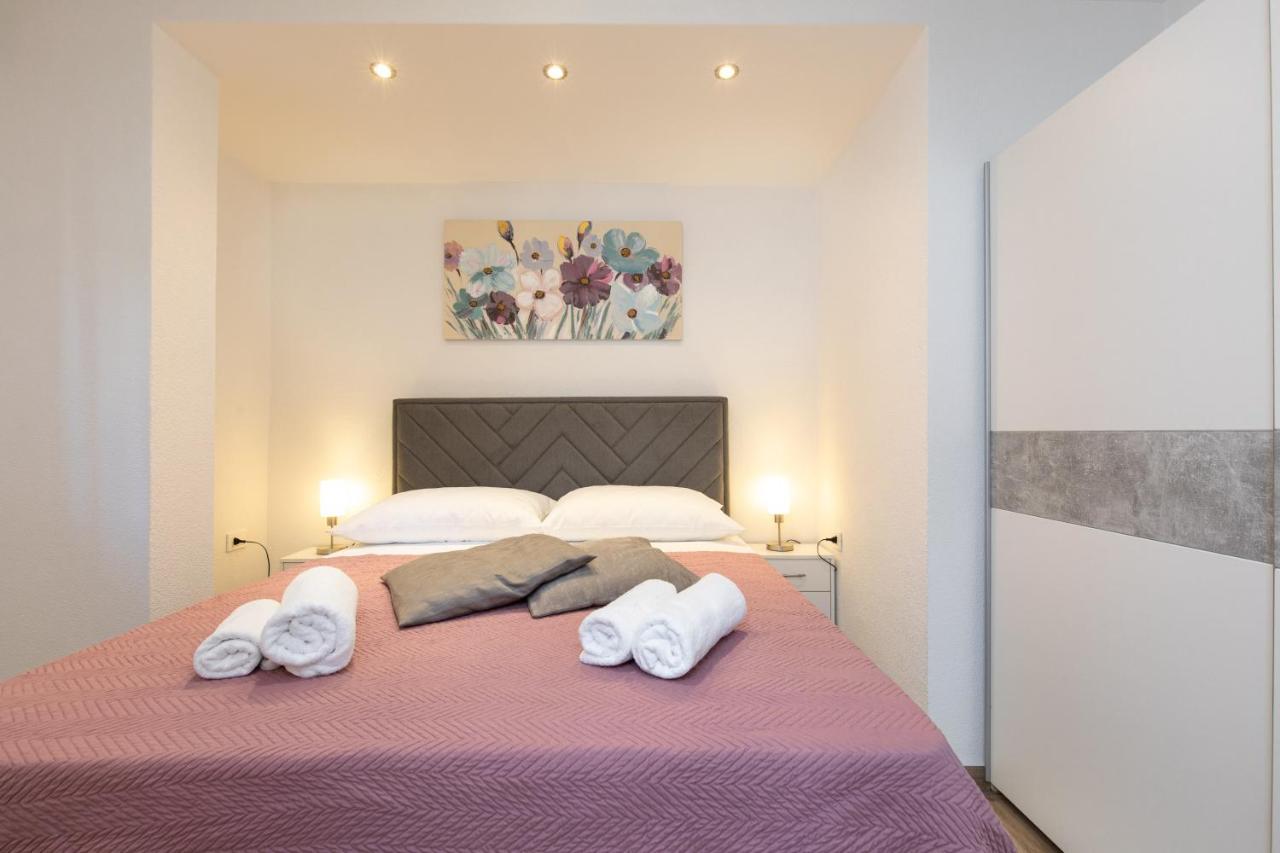 Apartman Ruza คิร์ก ภายนอก รูปภาพ