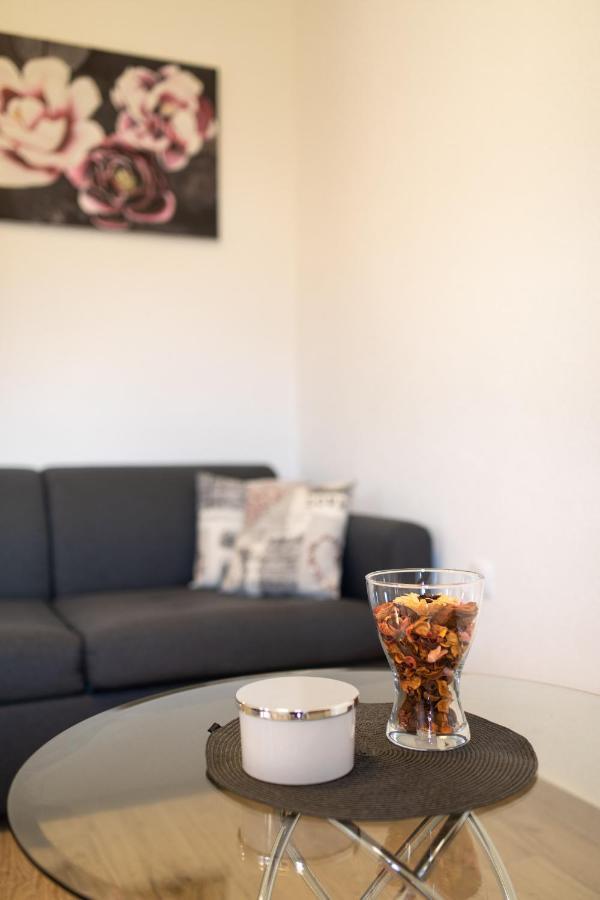 Apartman Ruza คิร์ก ภายนอก รูปภาพ
