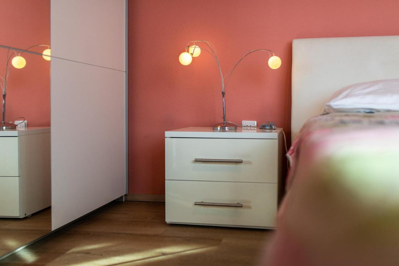 Apartman Ruza คิร์ก ภายนอก รูปภาพ